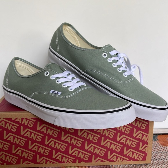 Vans Men’s Authentic Color Theory Iceberg Green 
VN000BW5CJL
Sneakers - Picture 4 of 16
